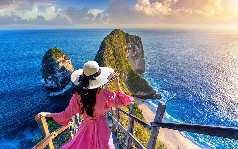 Peakes Travel Elite Exclusive Newsletter